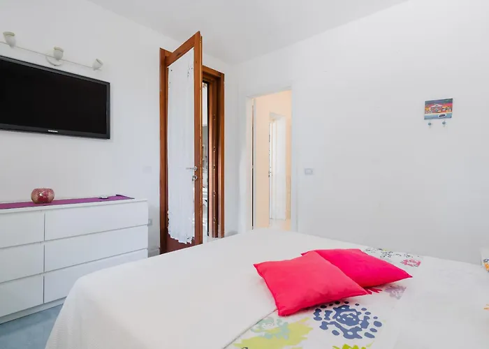 Deliziosa Patrizia A Οτράντο